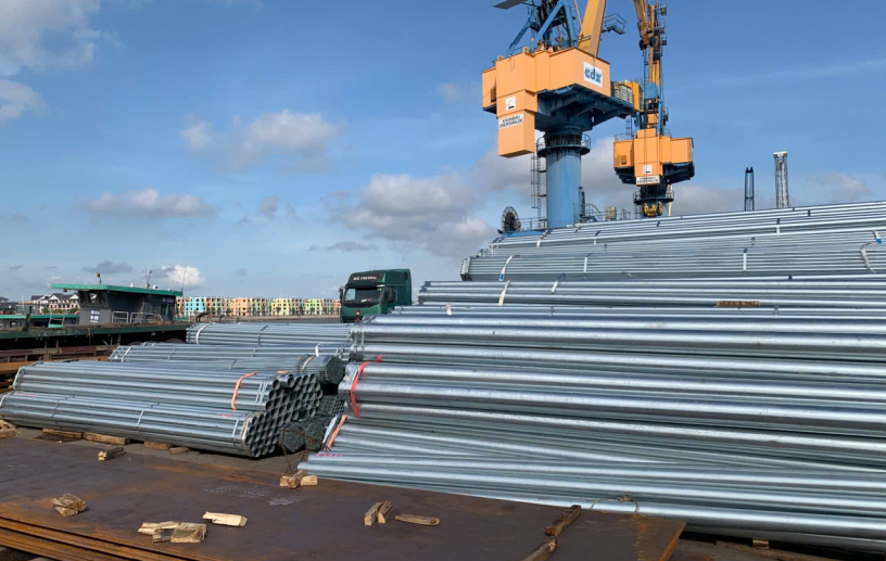 Giá thép hôm nay 19/8: Nhiều áp lực